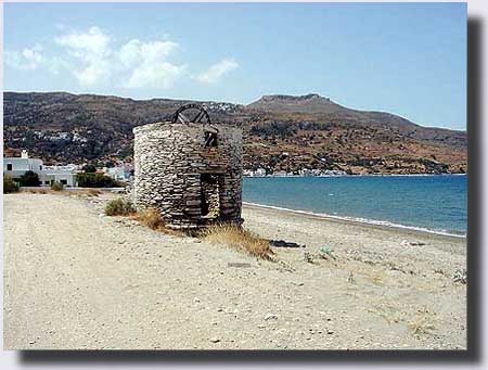 Mylos beach in Ormos